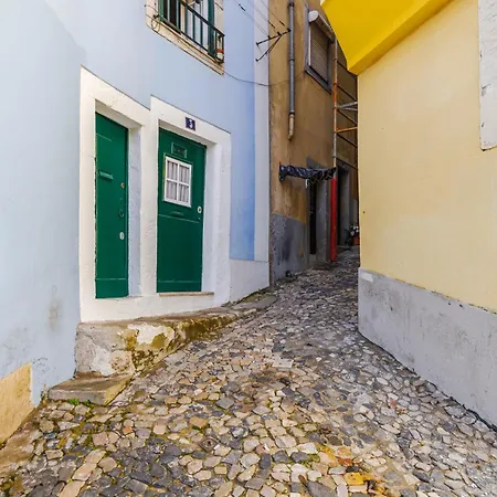 Medieval Apartament Alfama-center Apartment